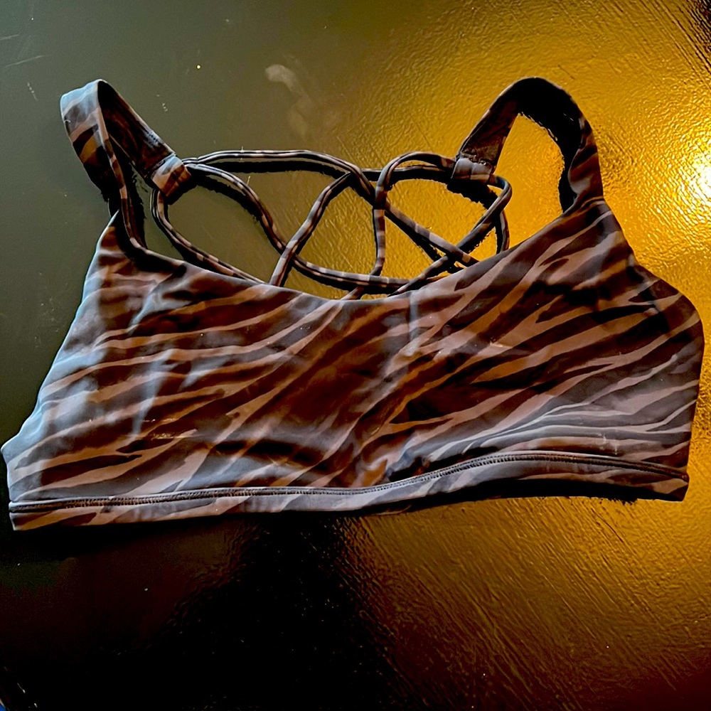 Lulu lemon cross back bra